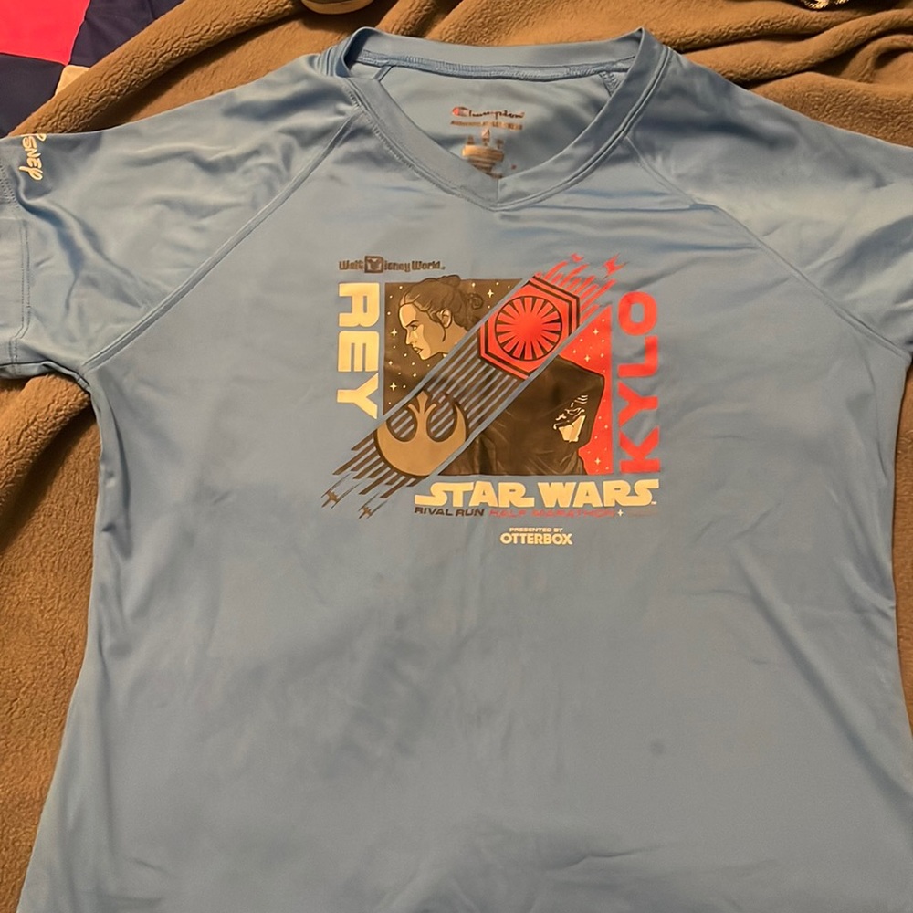 2019 Star Wars Rival Run Weekend- Half Marathon Shirt. Women’s Size medium.